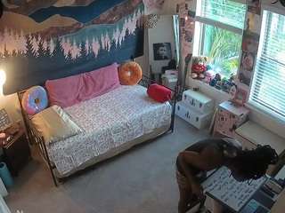 voyeurcam hazelgrace 02